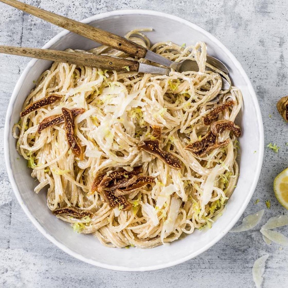 Urdinkel-Spaghetti mit Zitronen und Ricotta