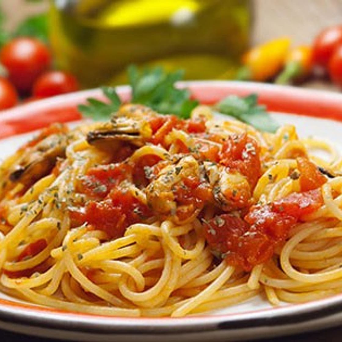 Spaghetti with Clams and Tomatoes