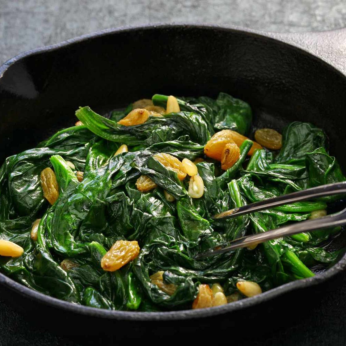 Catalan Spinach (Espinacas a la Catalana)