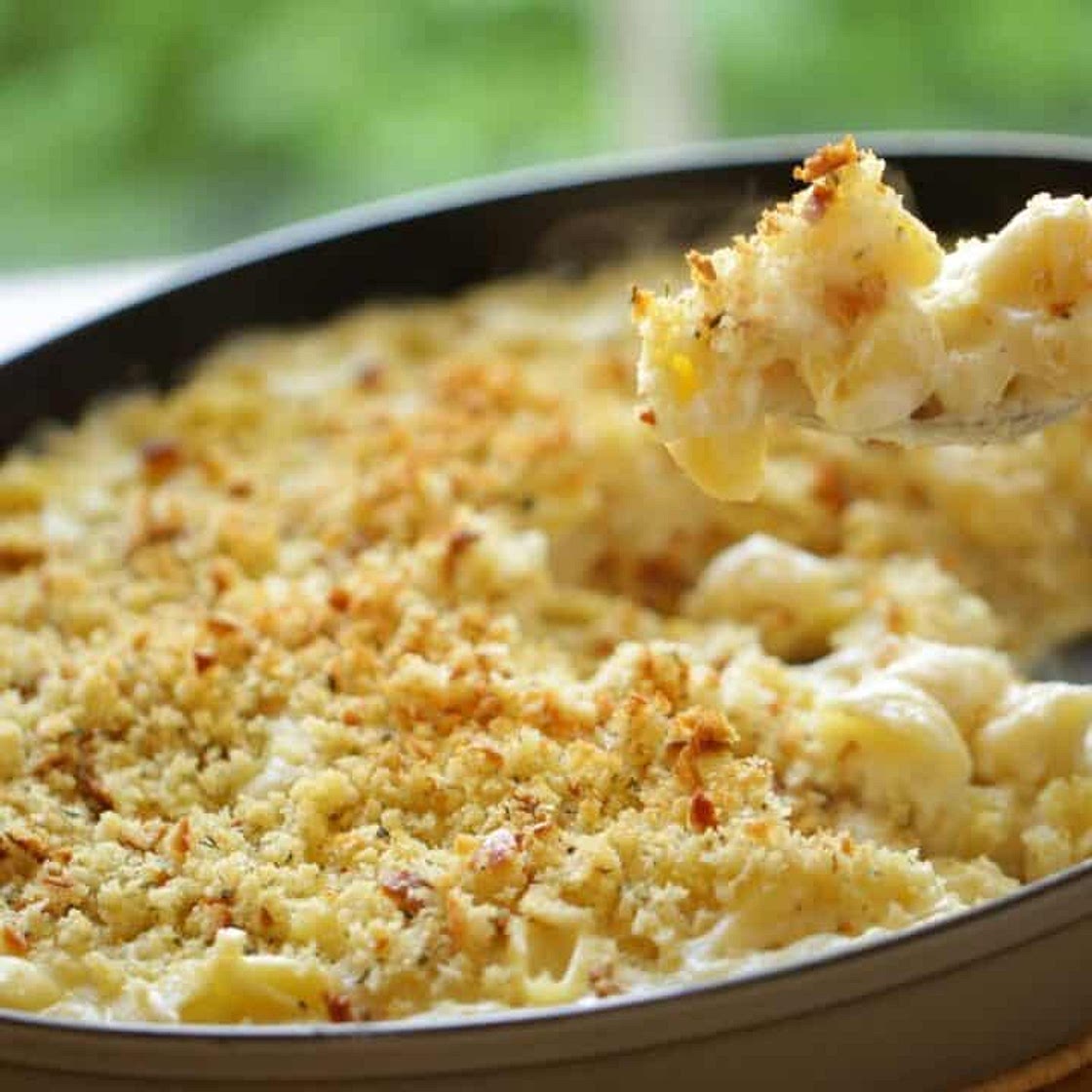 Easy Baked Mac and Cheese