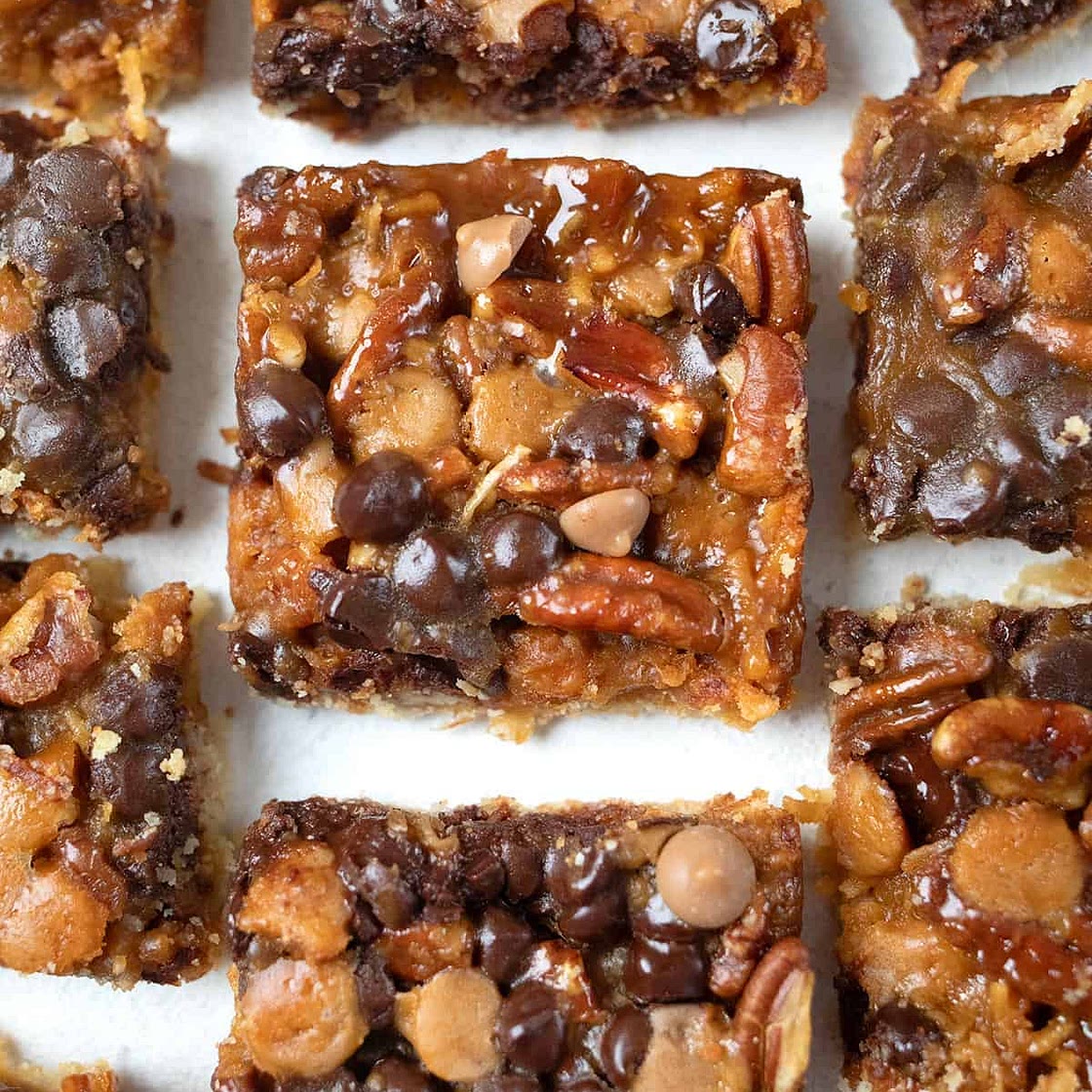 Keto Salted Caramel Magic Bars