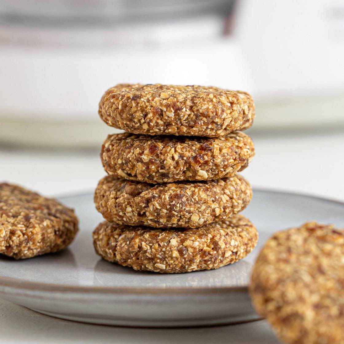 Vegan Tahini Date Cookies