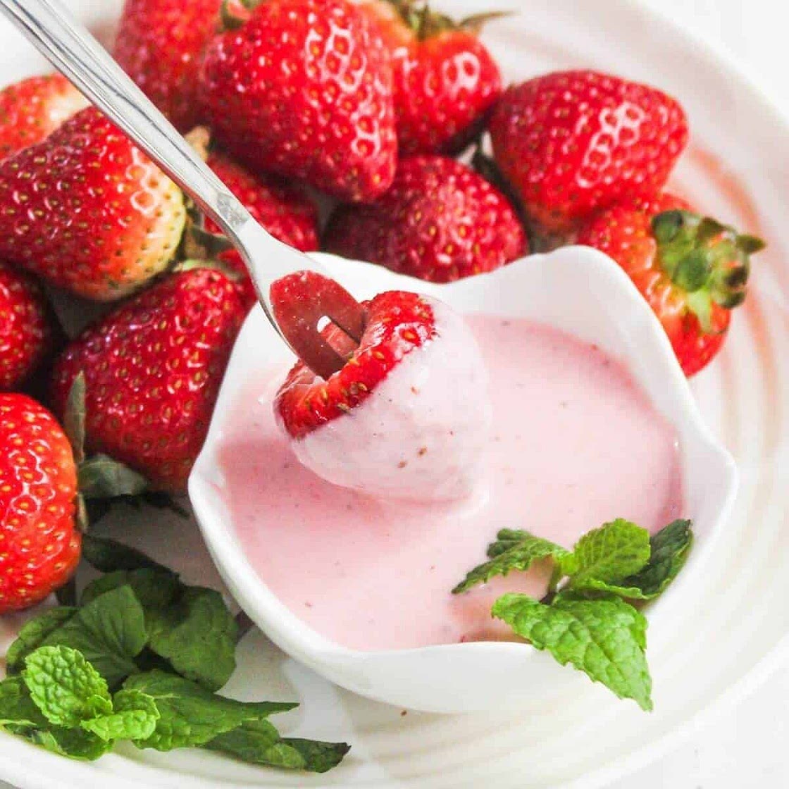 Keto Strawberry Fruit Cream Cheese Dip