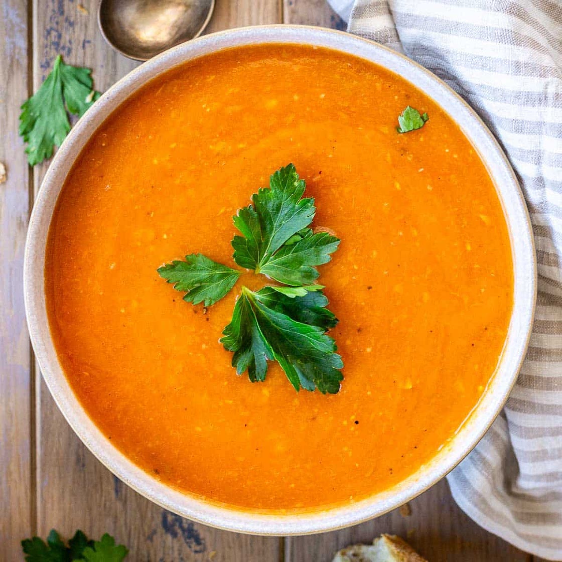 Easy Carrot, Ginger & Apple Soup