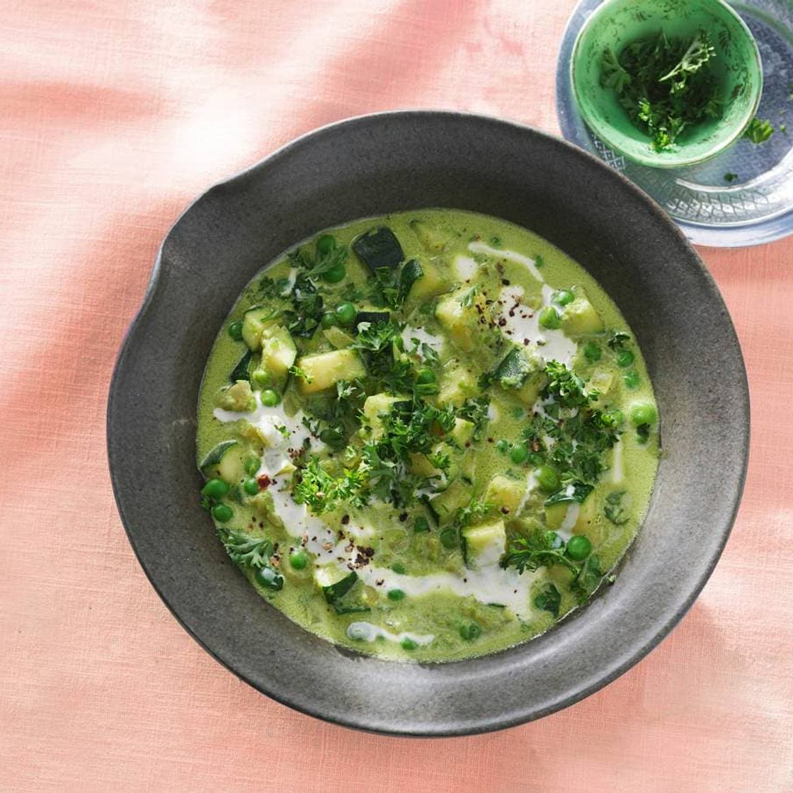 Vegan curry met pitabroodjes