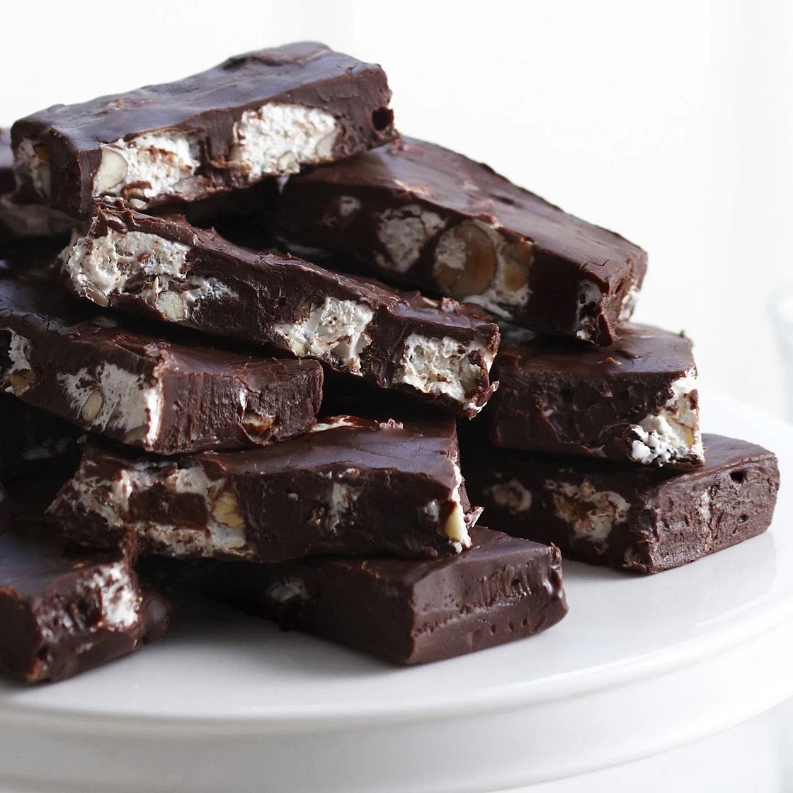Dark chocolate and nougat fudge bars