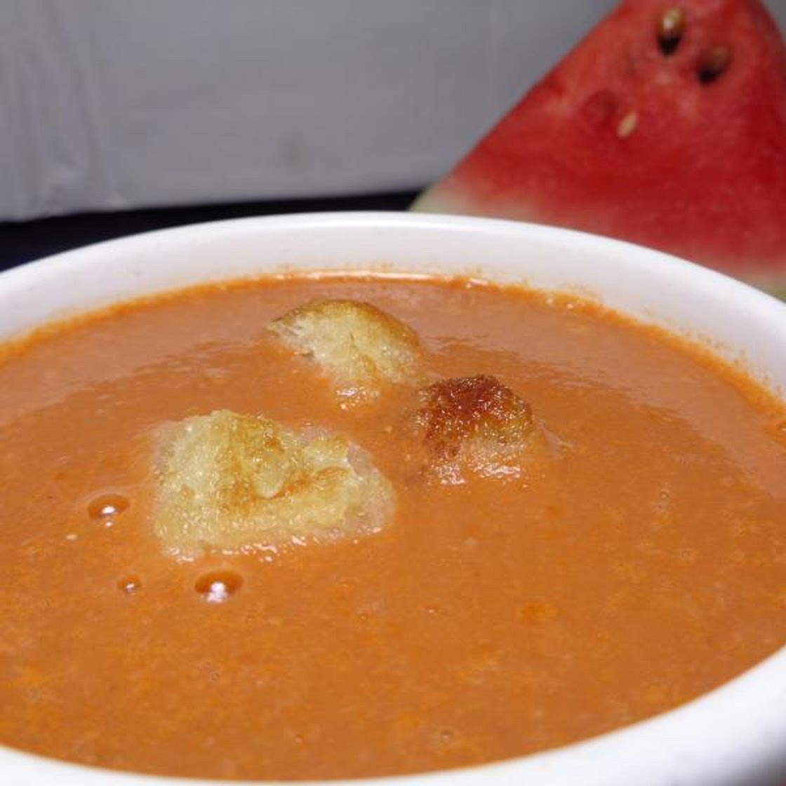 Receta de Gazpacho de sandía con fresas