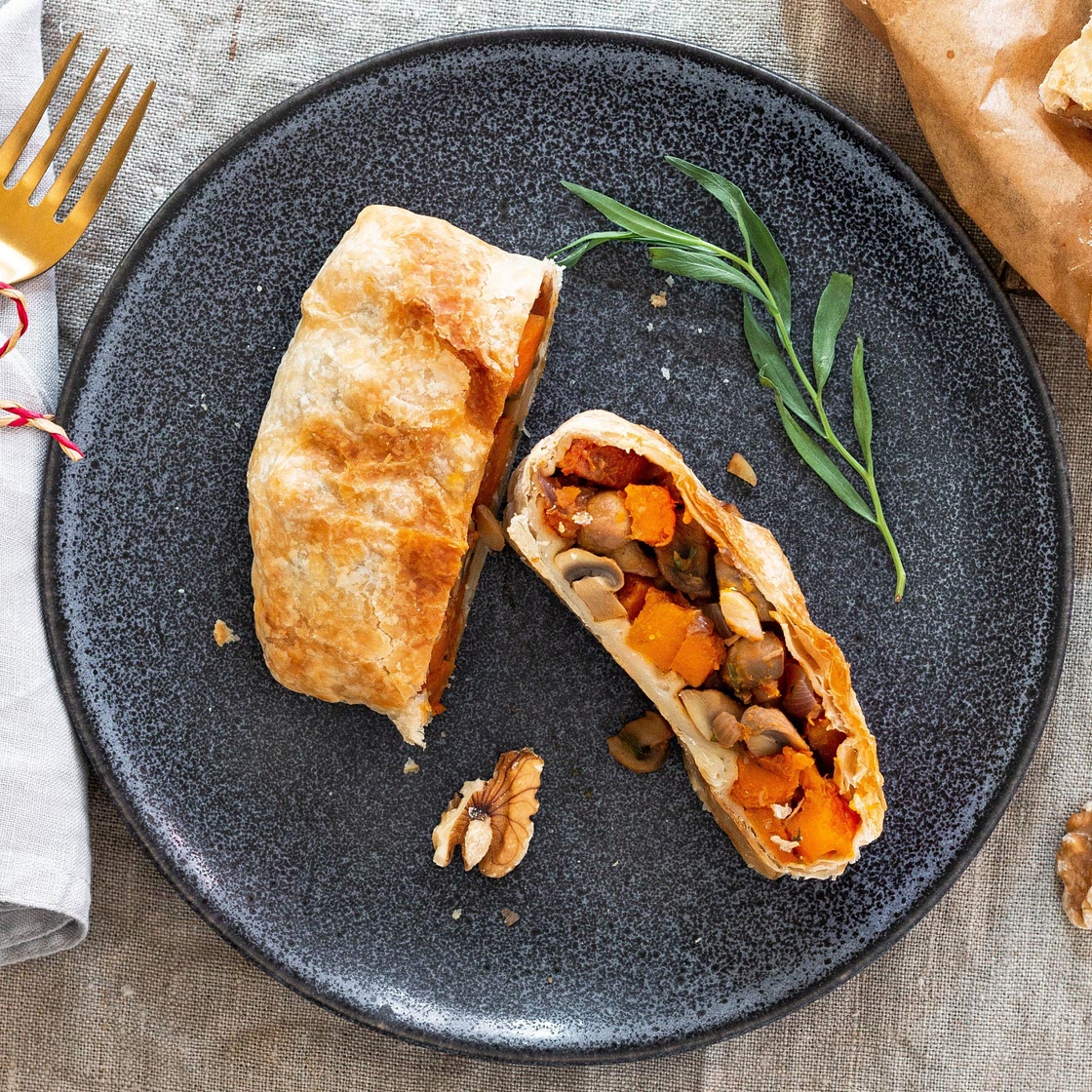 Veganer Braten mit Kürbis-Pilz-Füllung