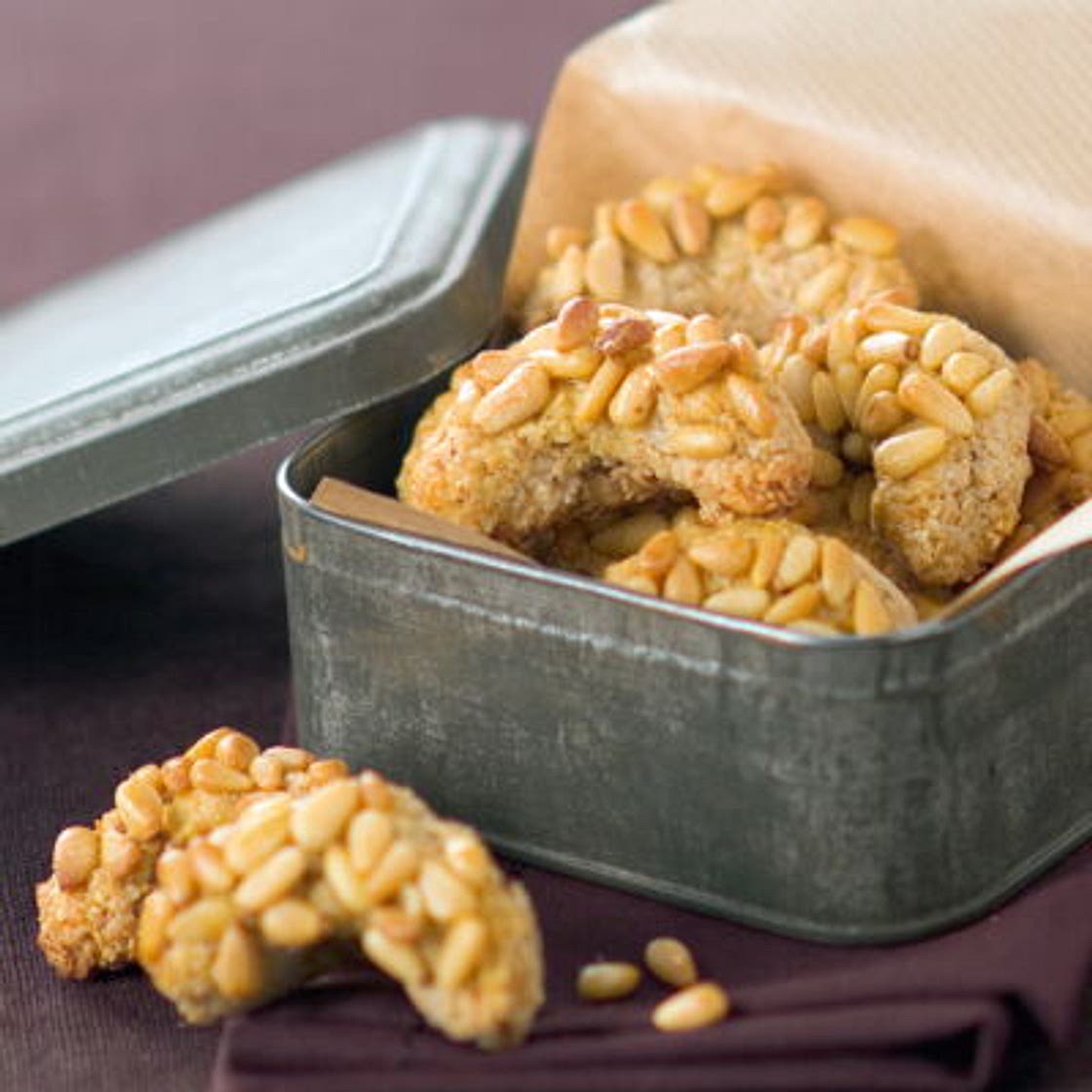 Croissants aux pignons