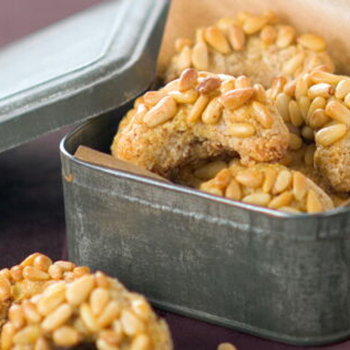 Croissants aux pignons