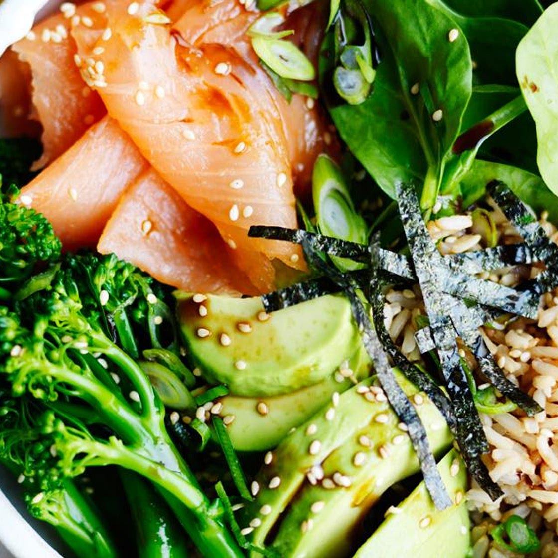 Smoked salmon sushi salad bowl