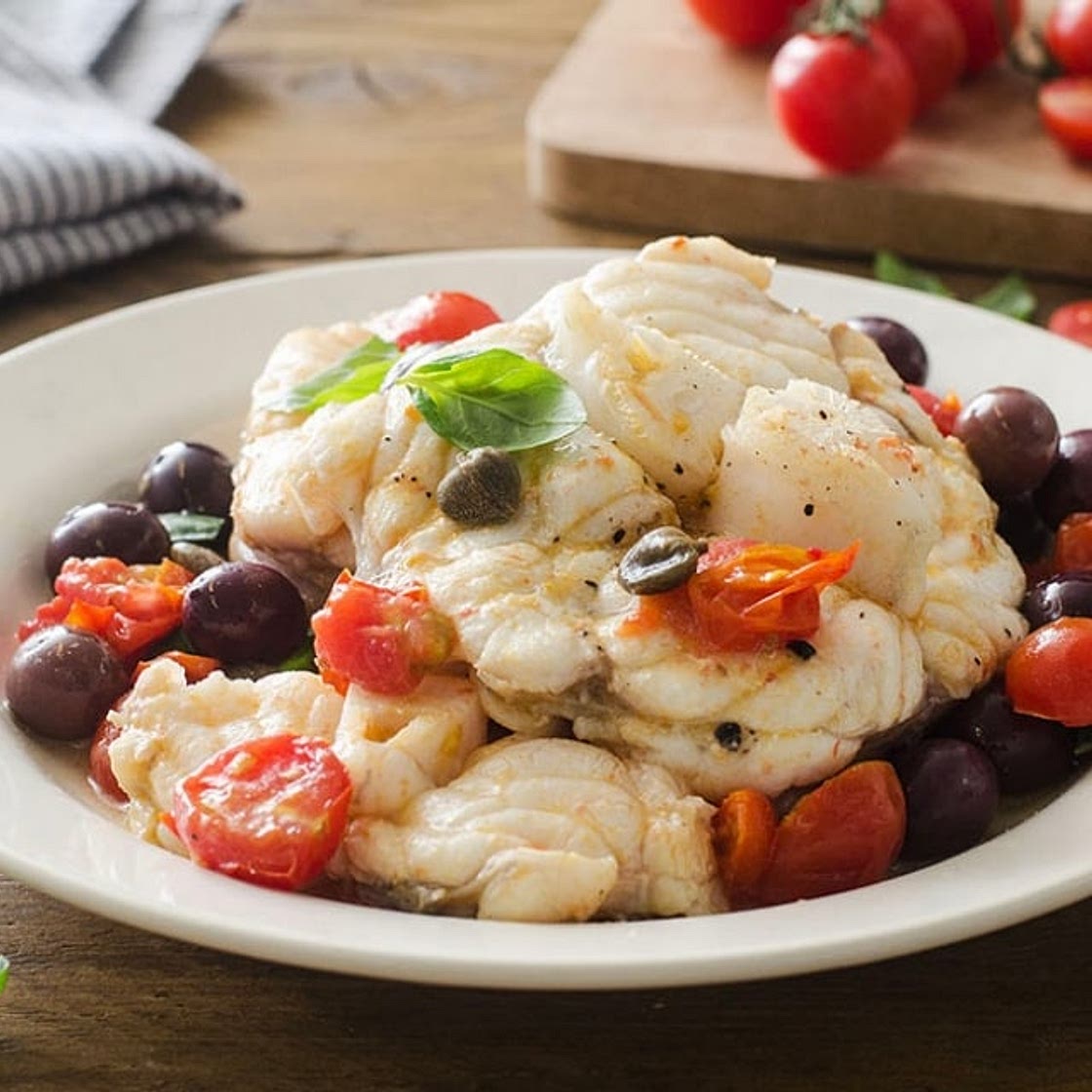 Rana pescatrice con pomodorini