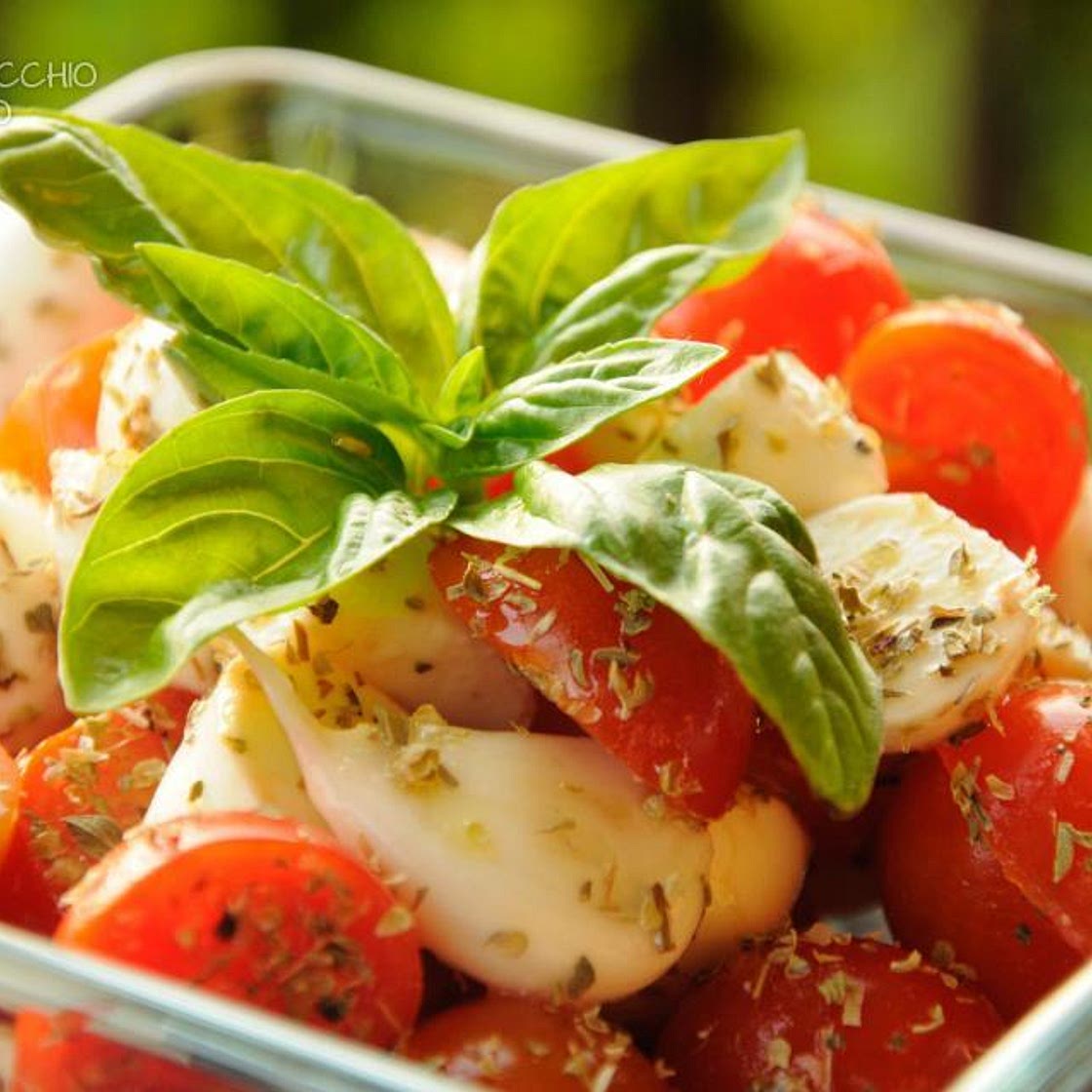 Caprese pomodorini e mozzarelline
