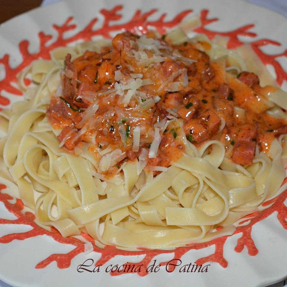 Receta de Pasta con carnes frías