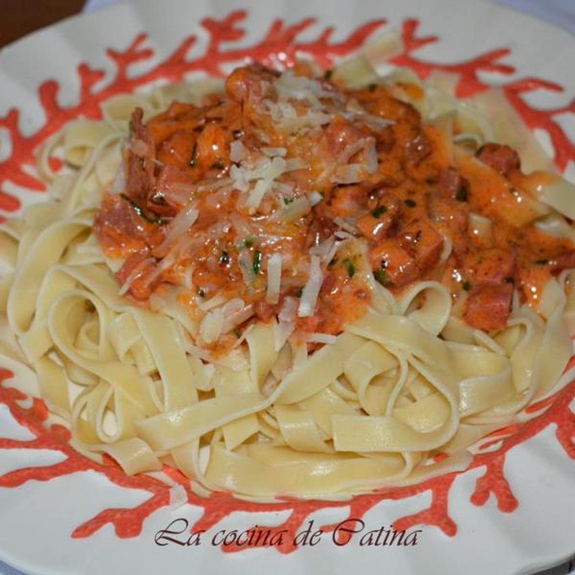 Receta de Pasta con carnes frías