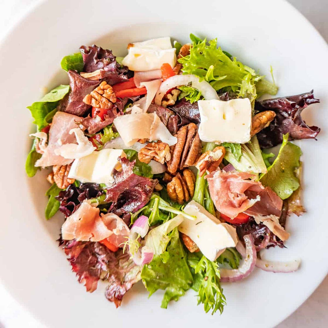 Brie and Prosciutto Salad