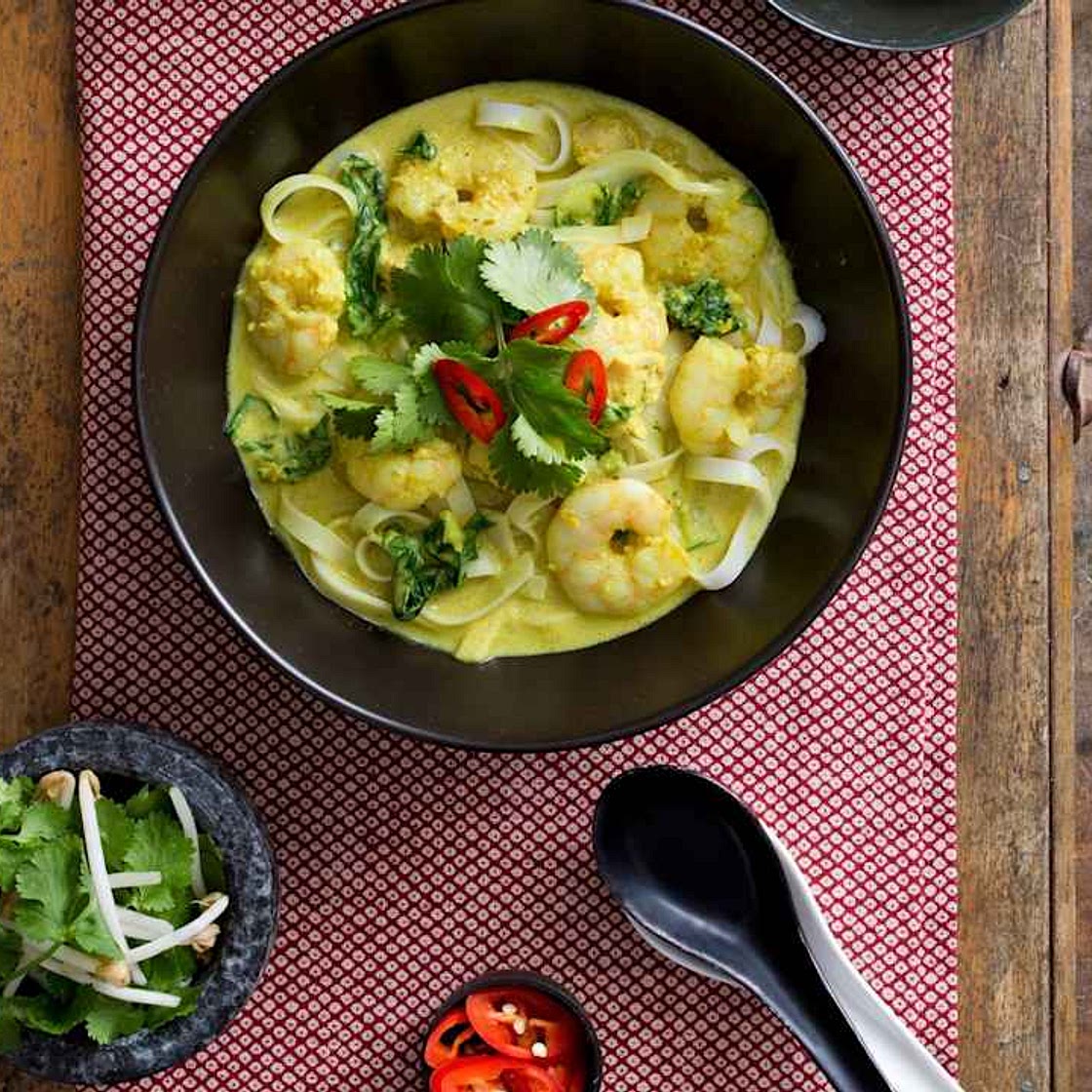 Prawn and chicken laksa