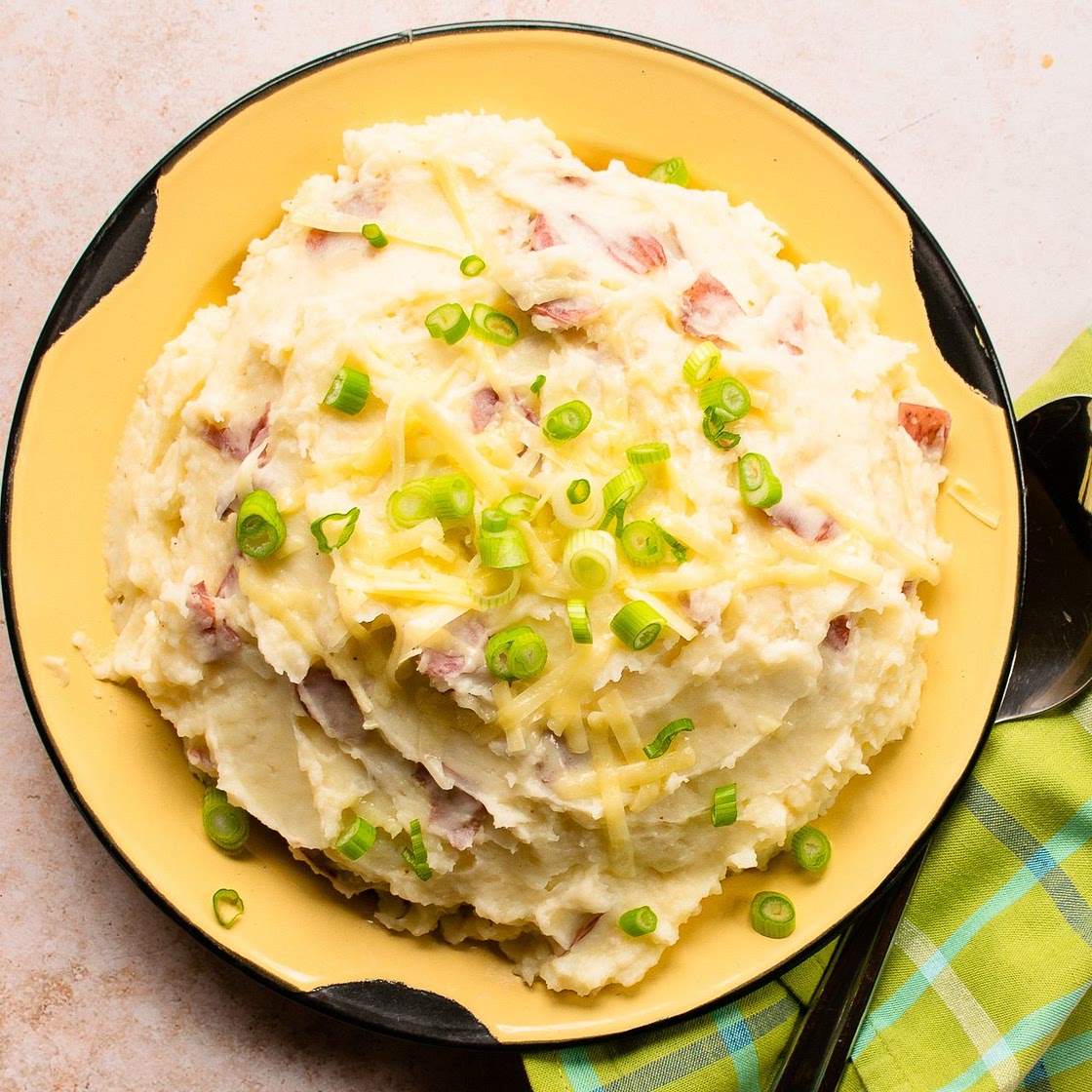 Cheddar Garlic Smashed Potatoes