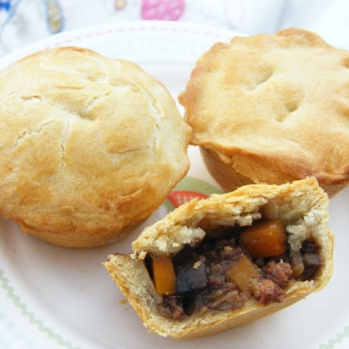 Mini Savoury Mince Pies (veggie)