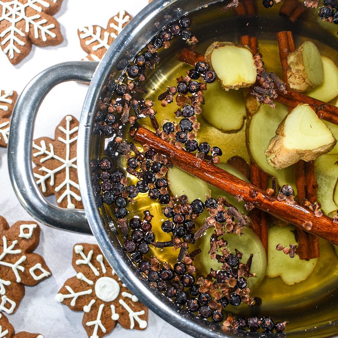Gingerbread Christmas Simmer Pot Recipe