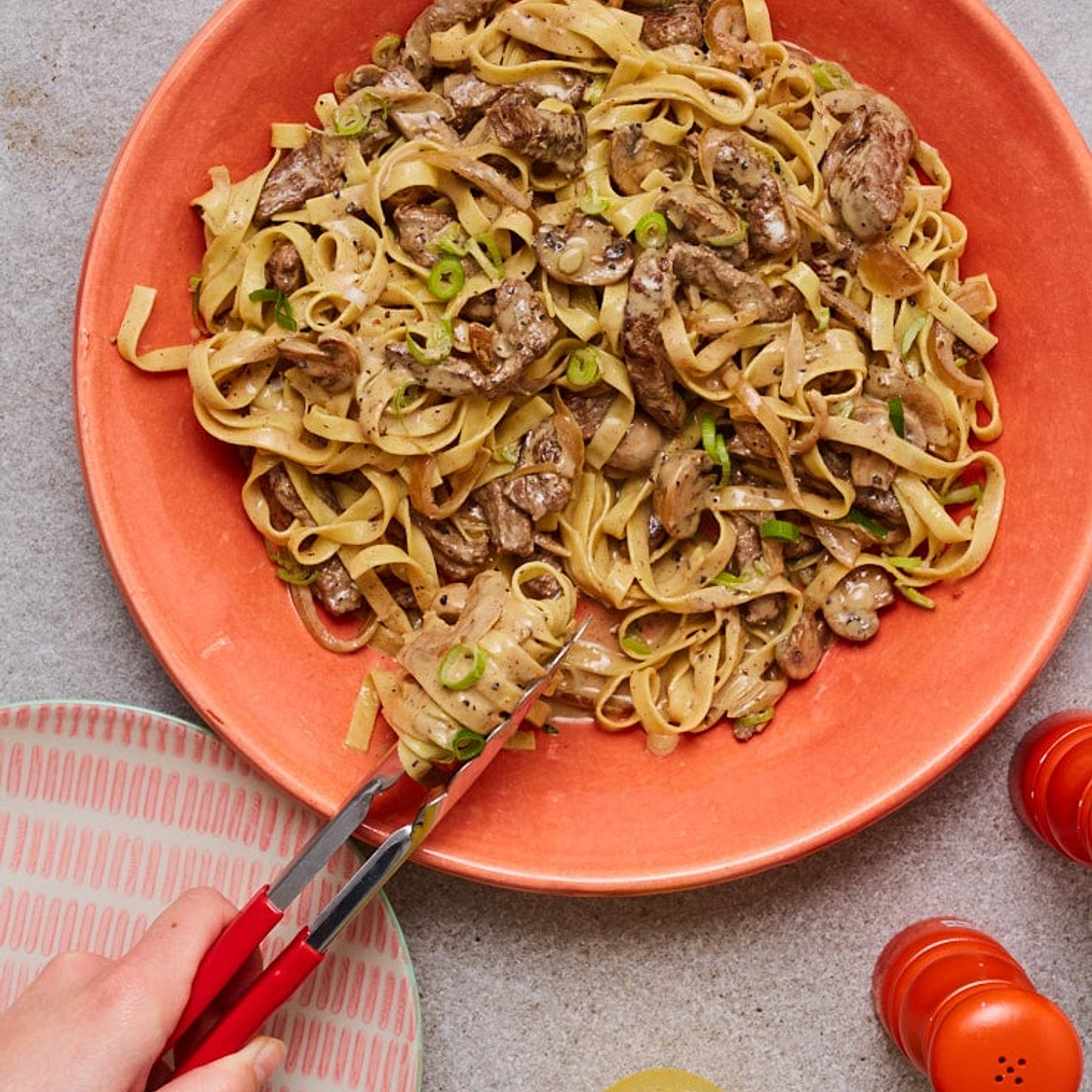 Creamy Peppered Beef Pasta | Slimming & Weight Watchers Friendly