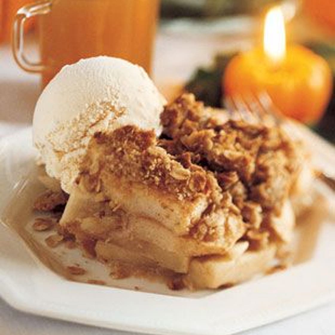 Apple Crumble with Vanilla Ice Cream