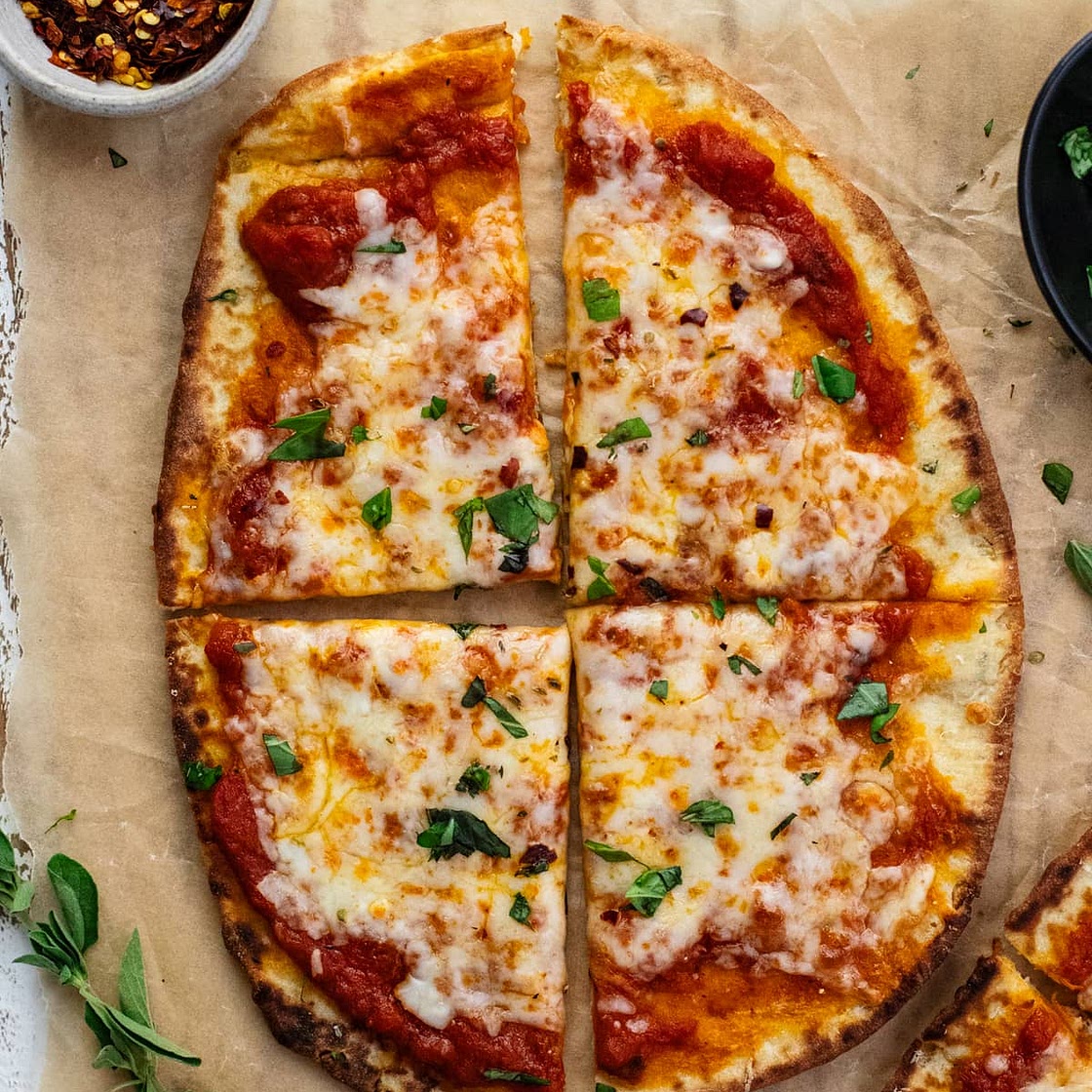 10-Minute Naan Pizza