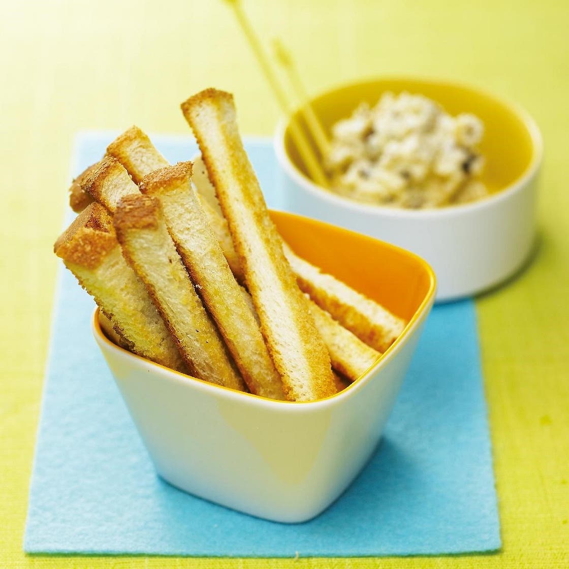 견과류크림치즈와 식빵스틱 만드는 법