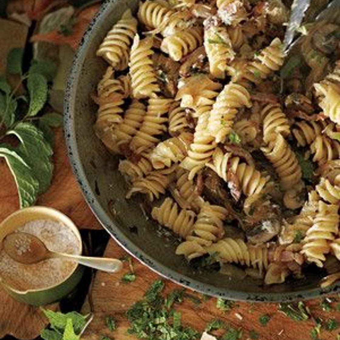 Fusilli with Bacon, Onions, and Mushrooms
