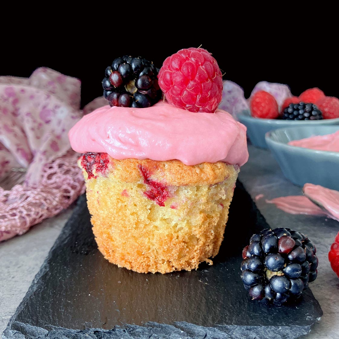 Raspberry and Blackberry Spelt Cupcakes (with Berry Cream Cheese Frosting)
