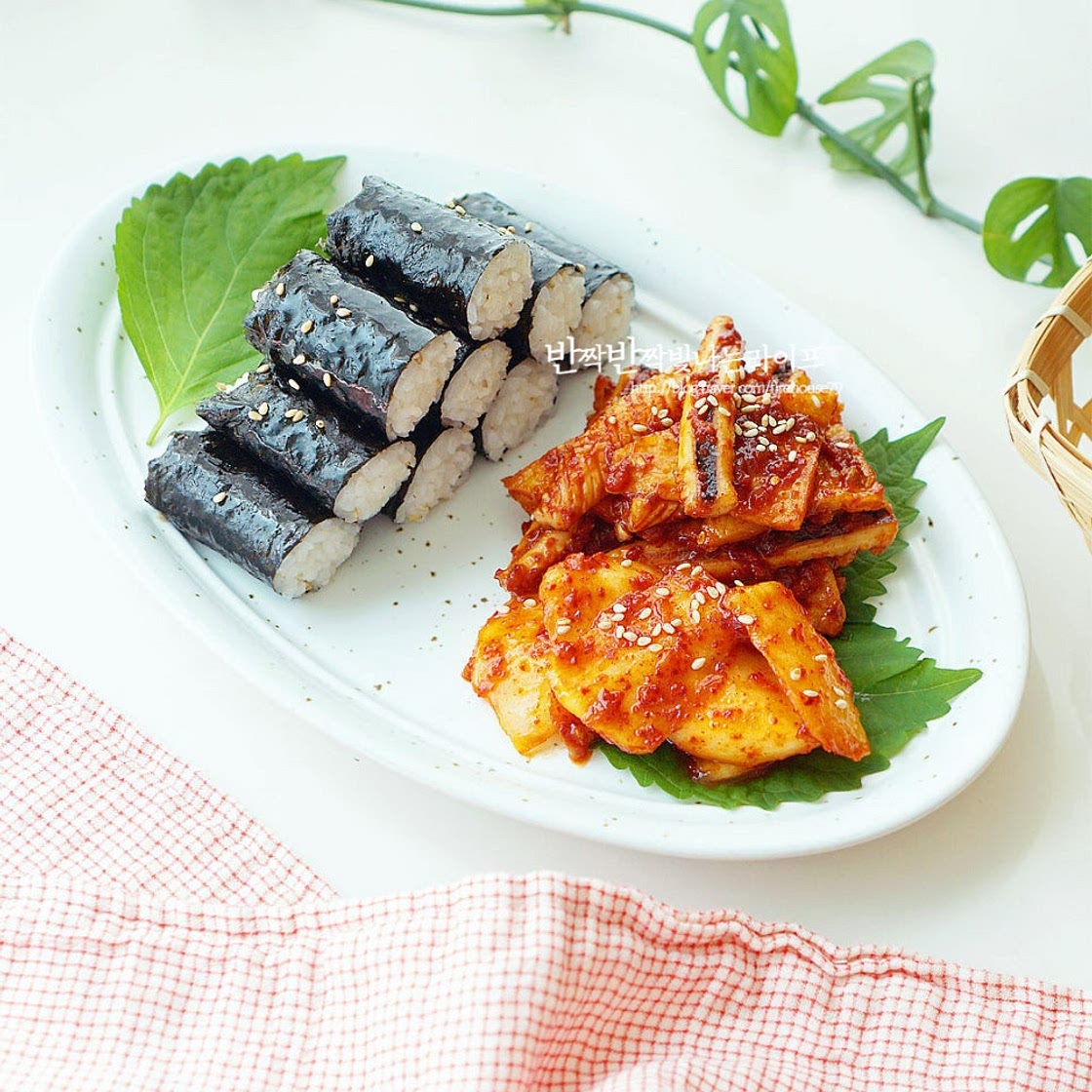 충무김밥 오징어 어묵무침 무김치 오징어무침 충무김밥 만드는 법