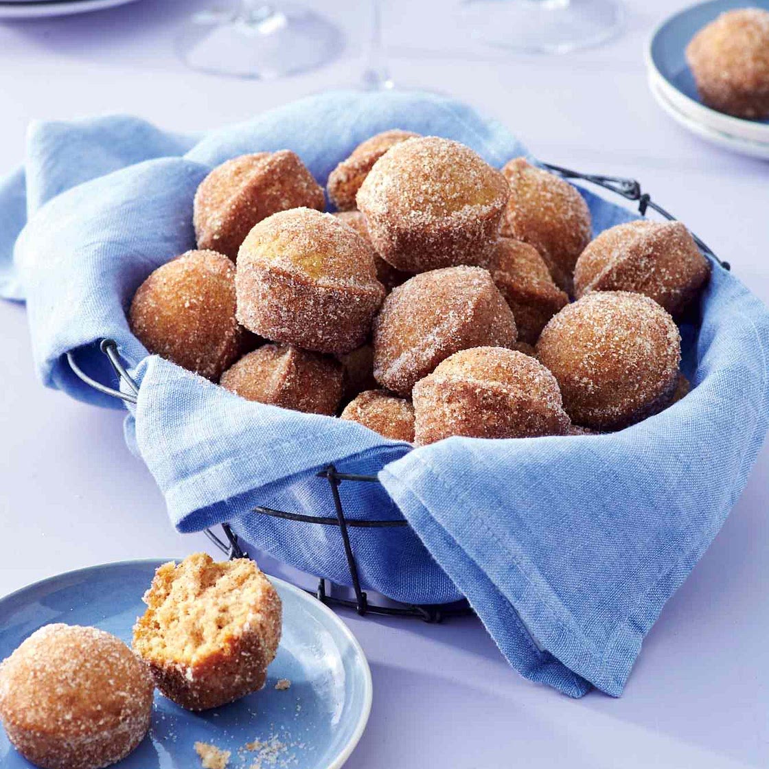 Snickerdoodle Doughnut Hole Muffins Recipe