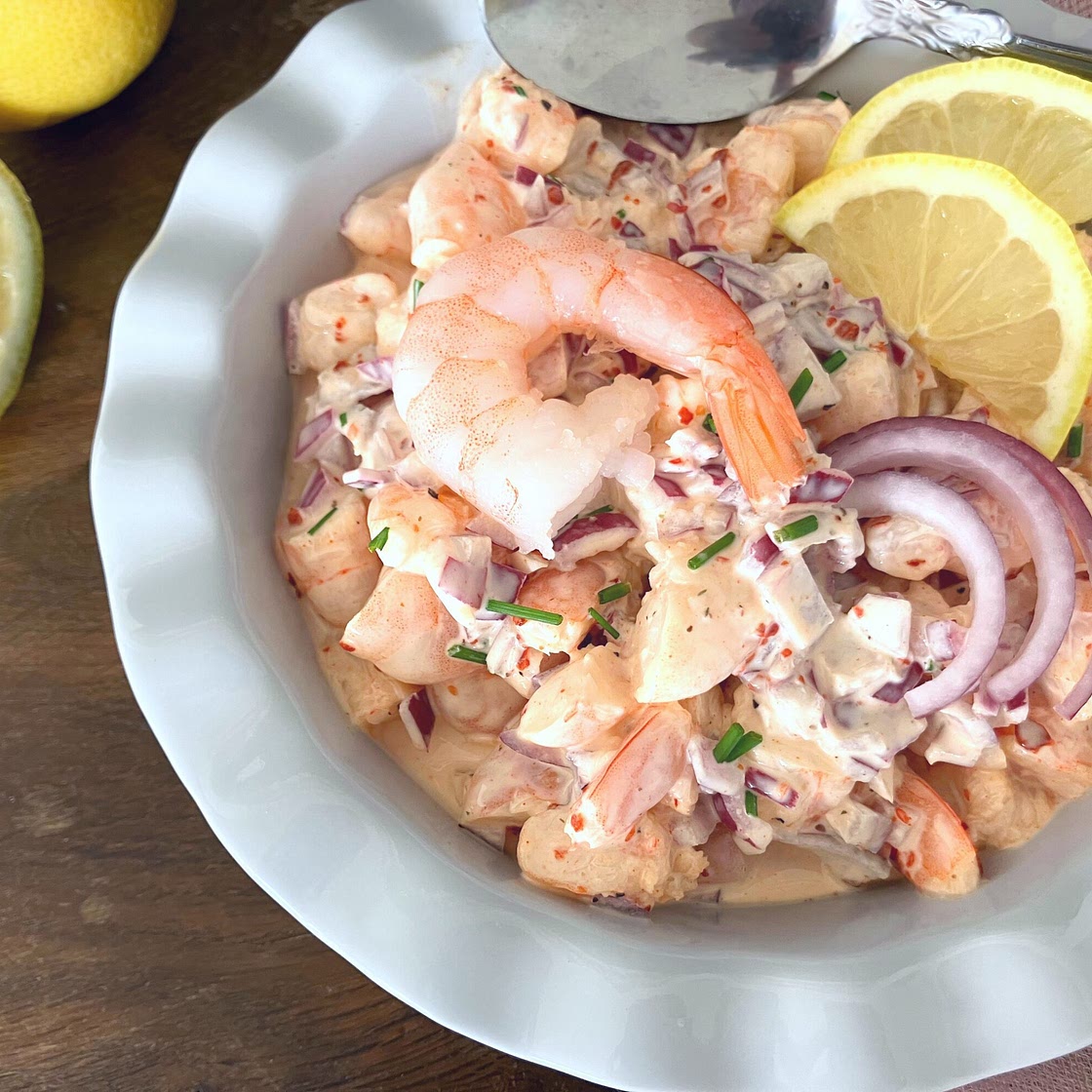 King Prawn Salad with Chives and Red Onion