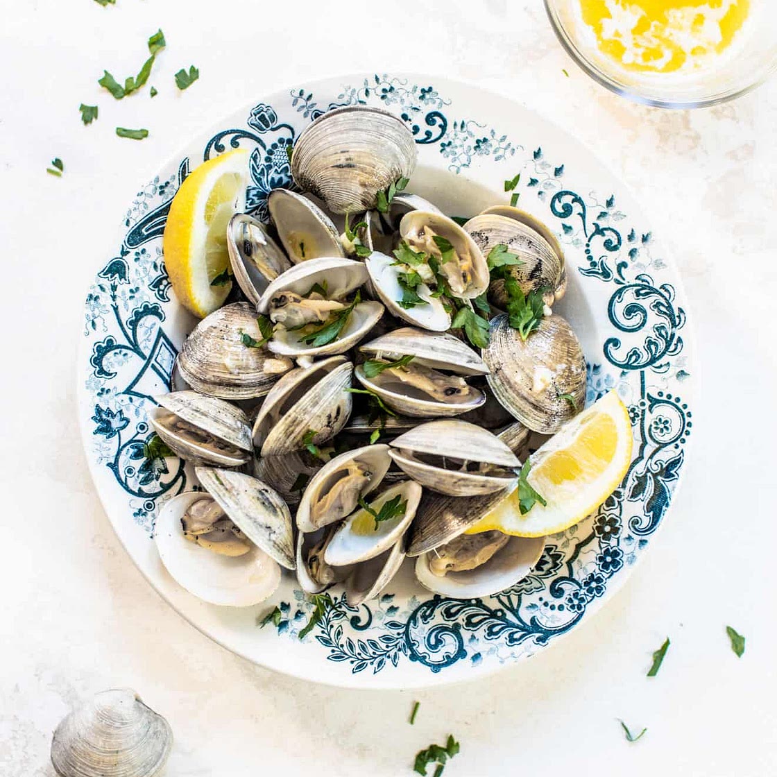 Grilled Littleneck Clams + Lemon Butter Sauce