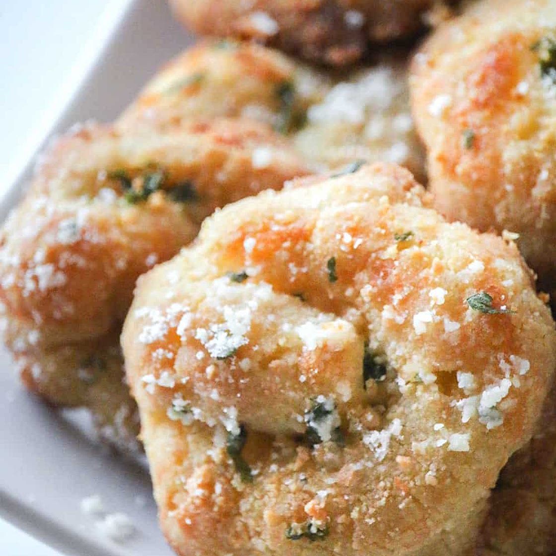 Keto Garlic Knots Recipe