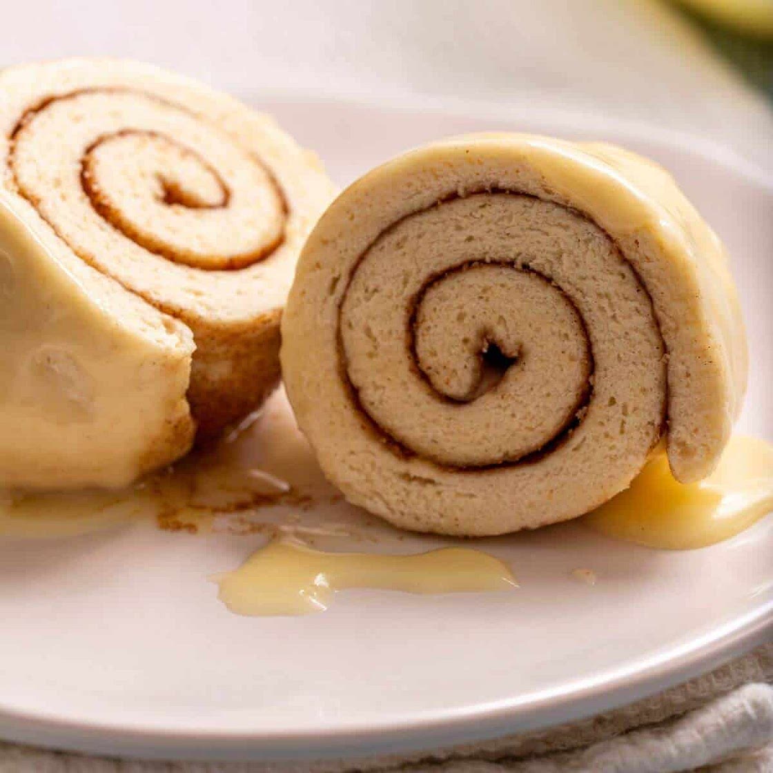 Cinnamon Roll in a Mug