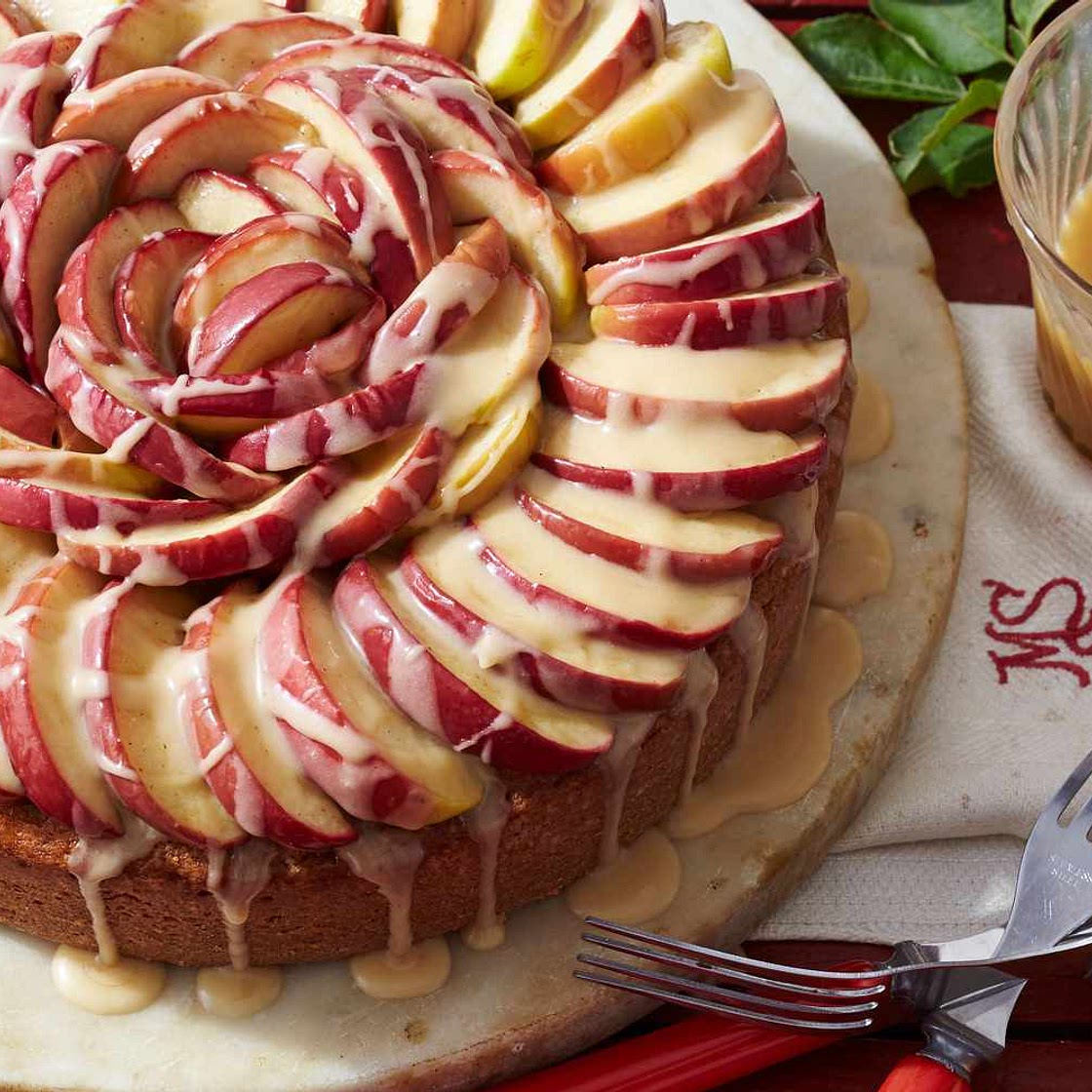 Caramel Apple Cake
