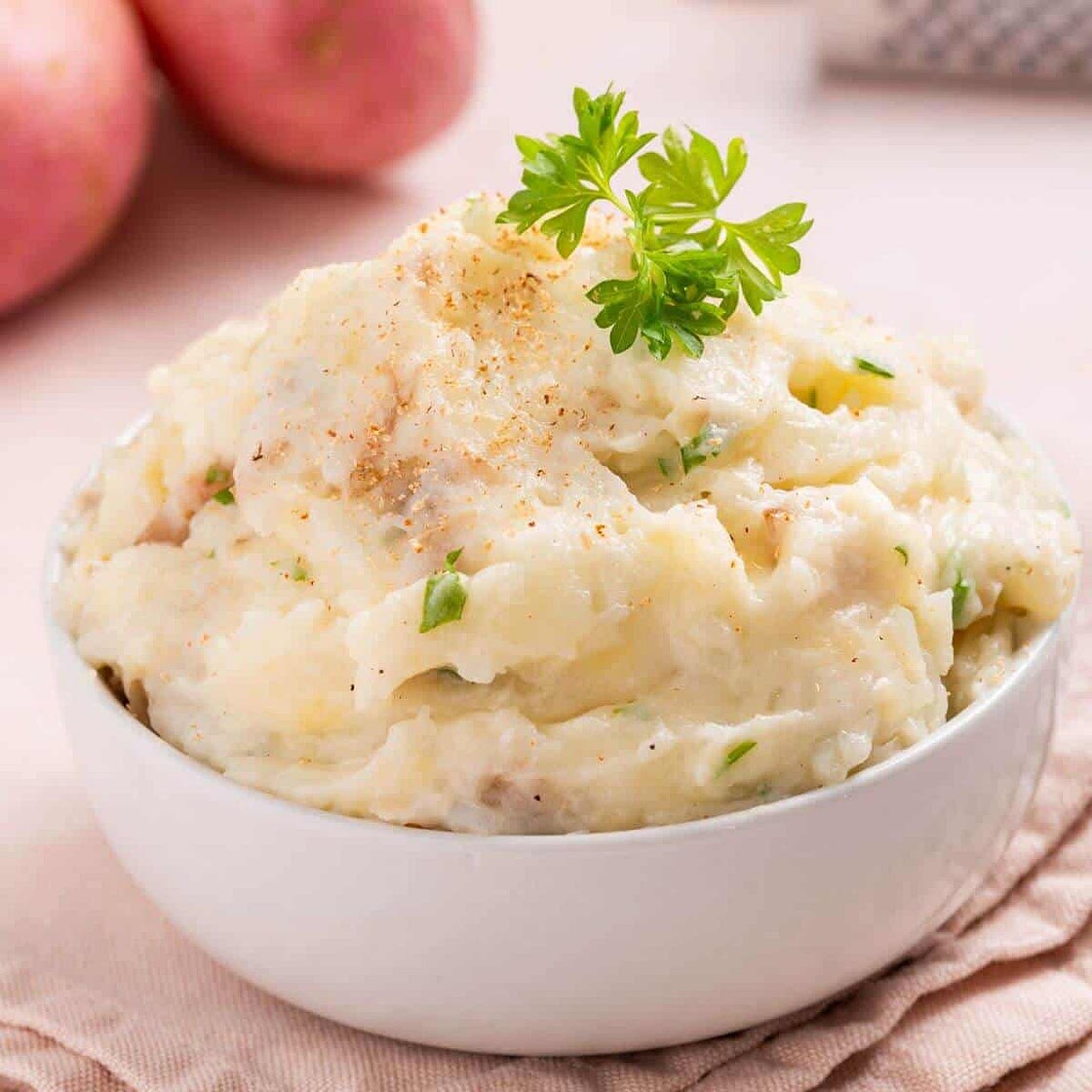 Garlic Mashed Potatoes with Red Skin