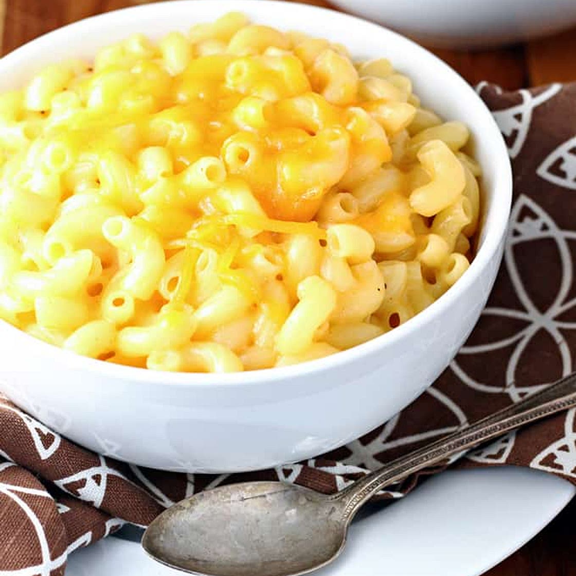 Wisconsin Mac and Cheese (Noodles Copycat)