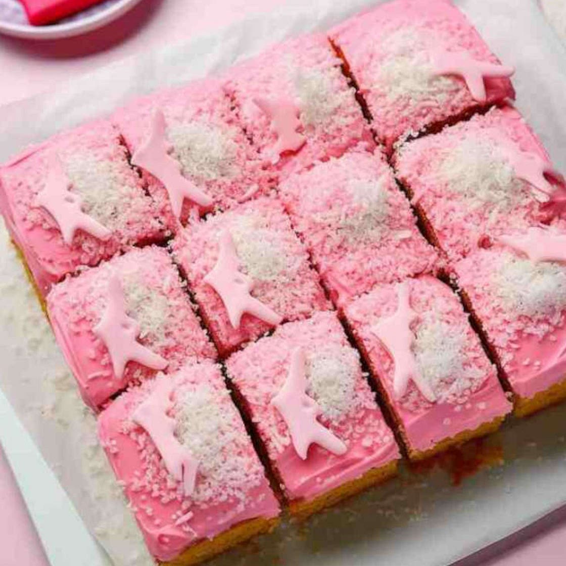 Mary Berry's Tottenham Cake Recipe