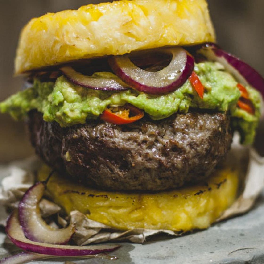 Hamburger mit Ananas