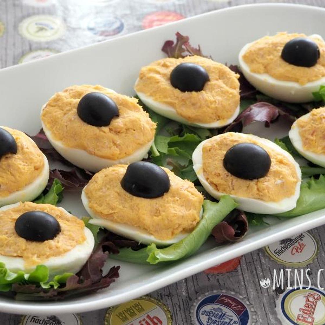 Receta de Huevos rellenos de atún y aceitunas