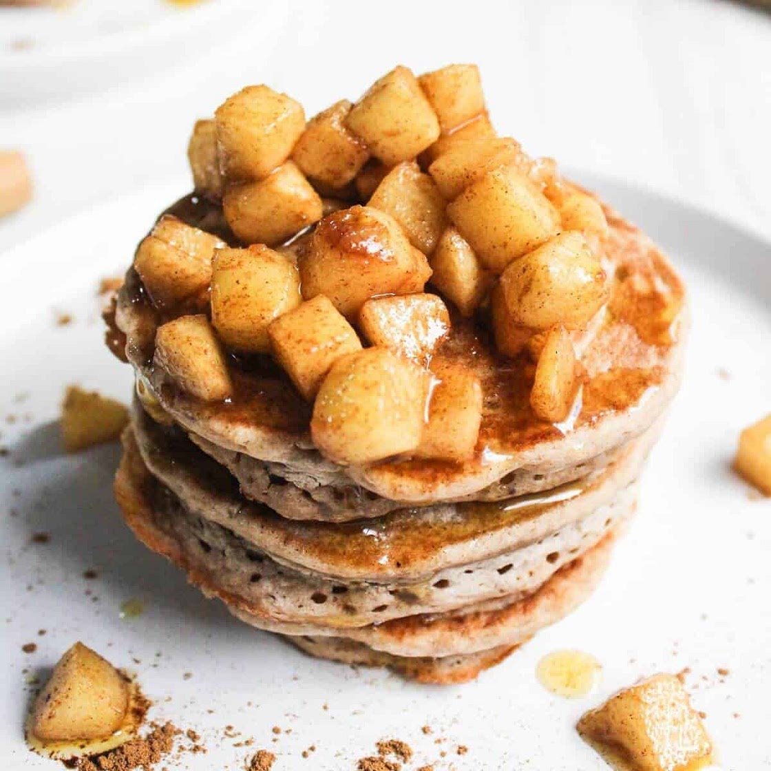 Apple Cinnamon Pancakes
