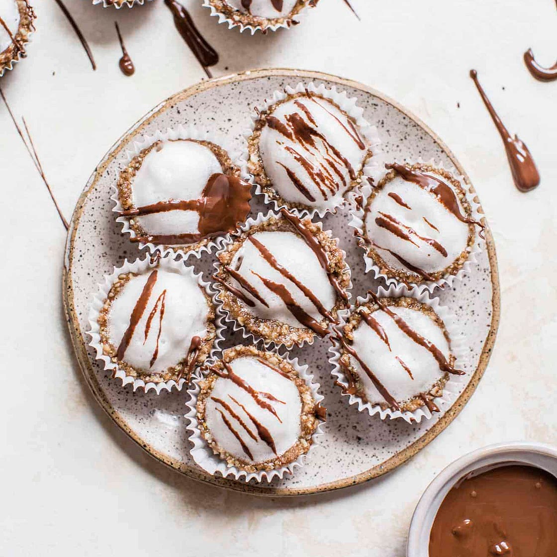 Aquafaba Mini Vegan S'more Cups