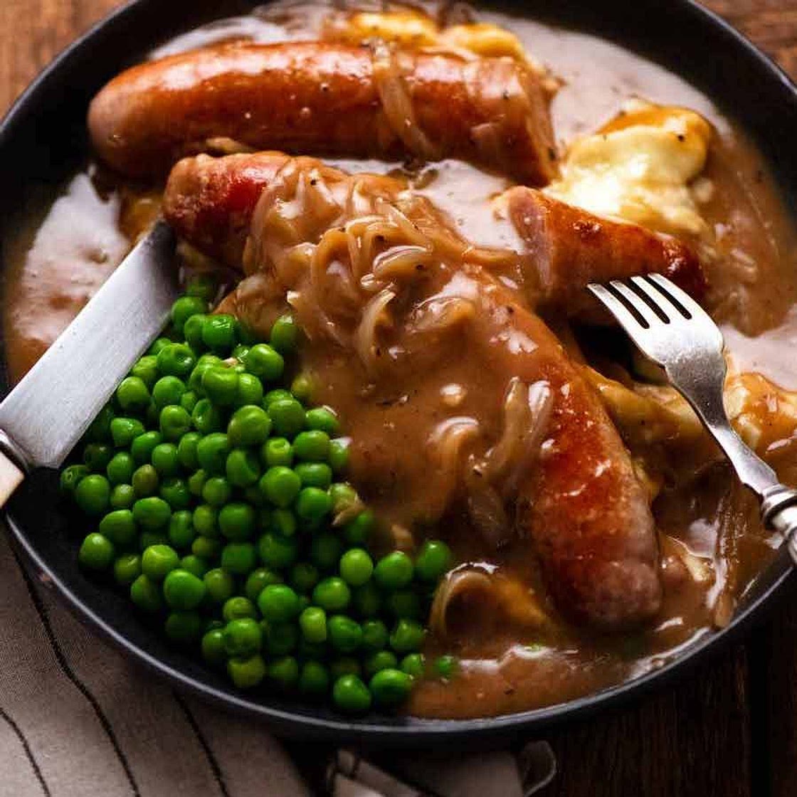 Bangers & Mash (Sausage with Onion Gravy)