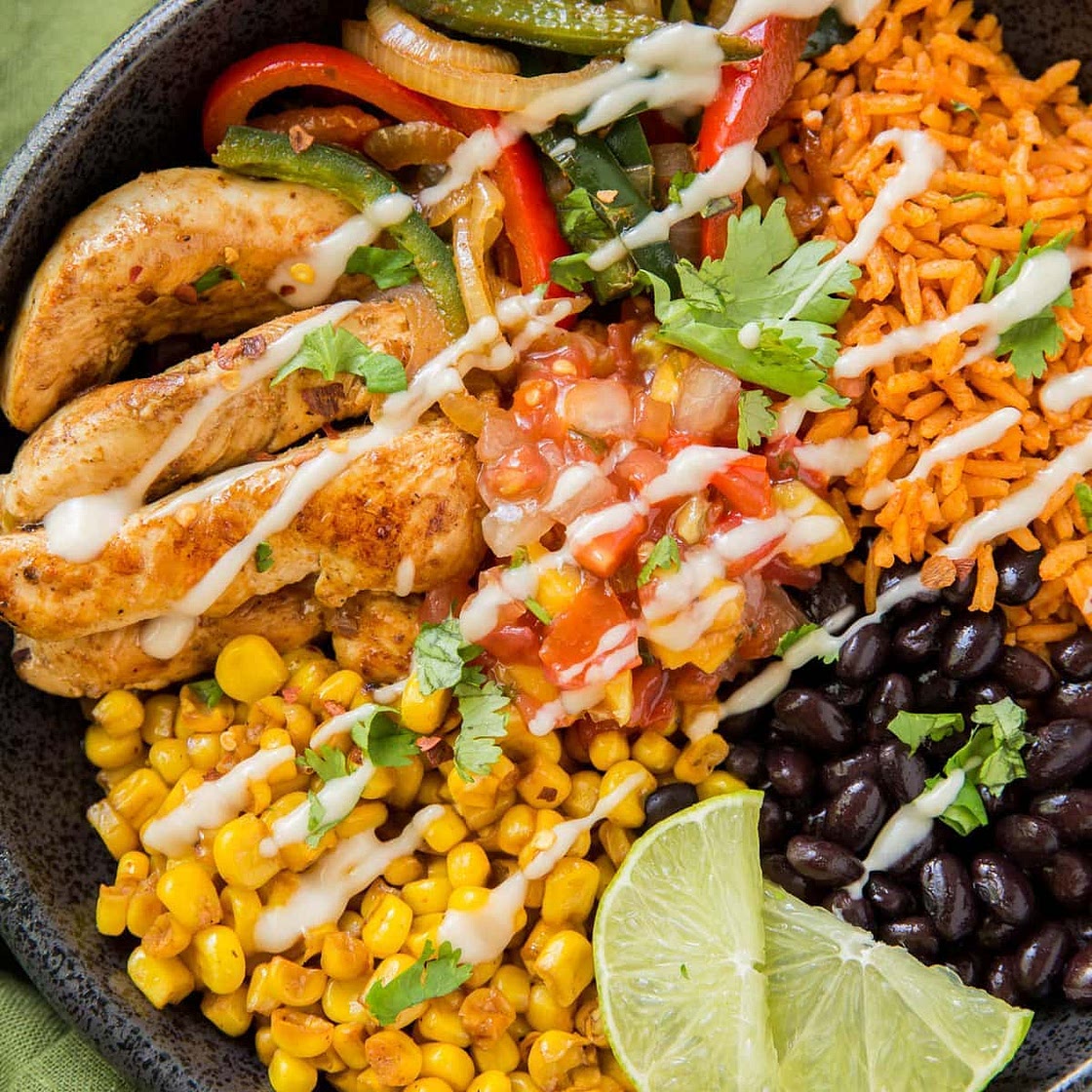 Healthy Chicken Fajita Bowls