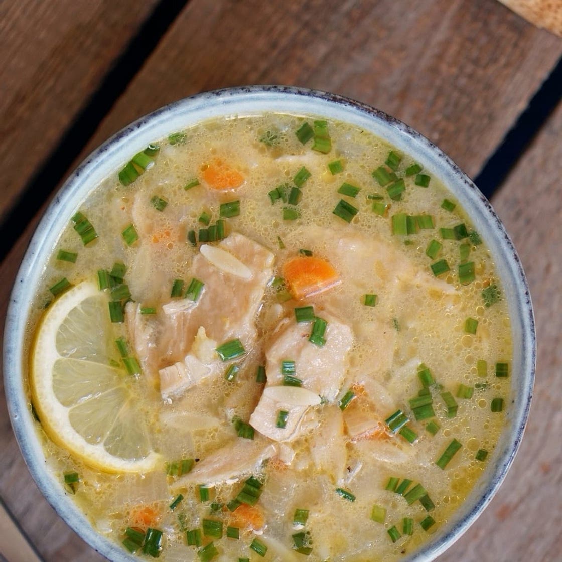 Griechische Zitronen-Hähnchen-Suppe vegan