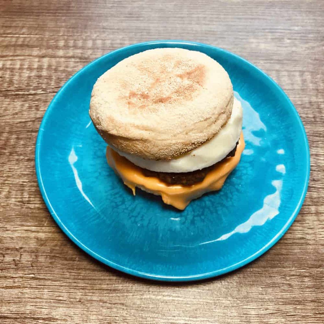 Recipe : Copycat Sausage and egg McMuffin