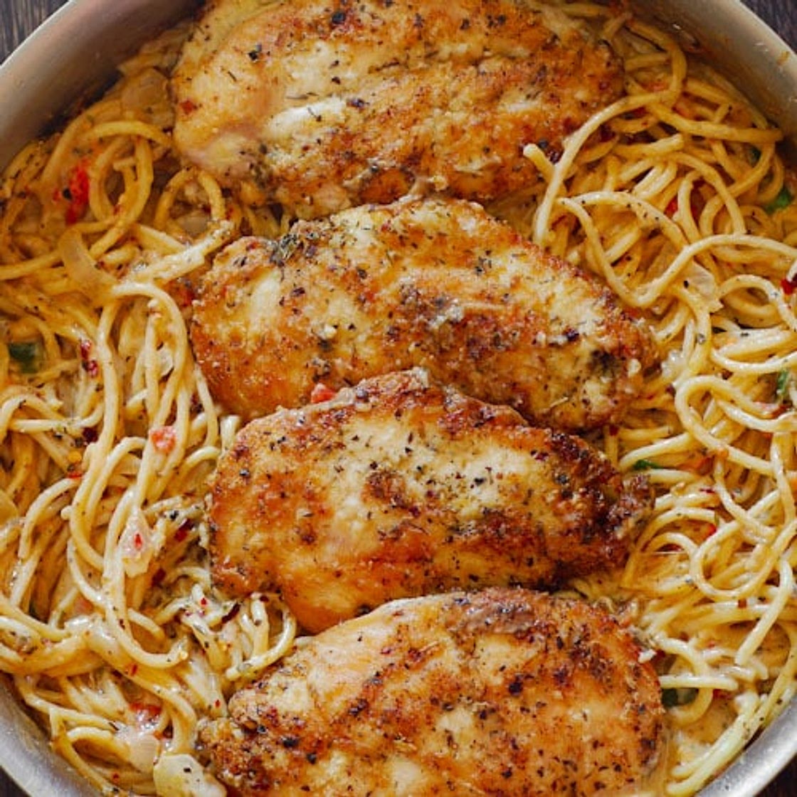 Italian Chicken Pasta in Creamy White Wine Parmesan Cheese Sauce