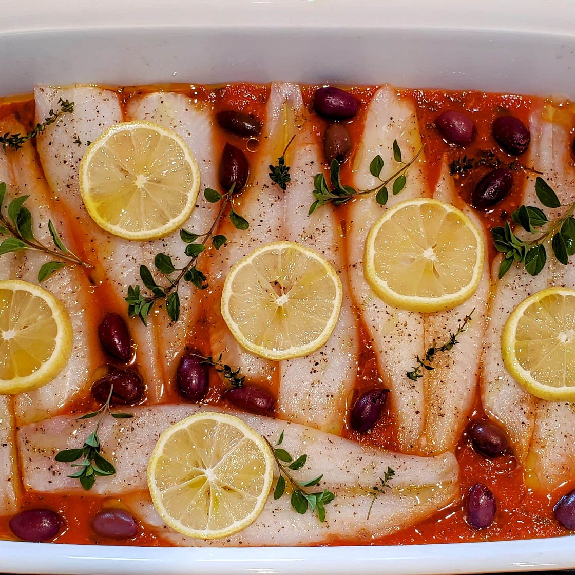 Baked fish in tomato sauce